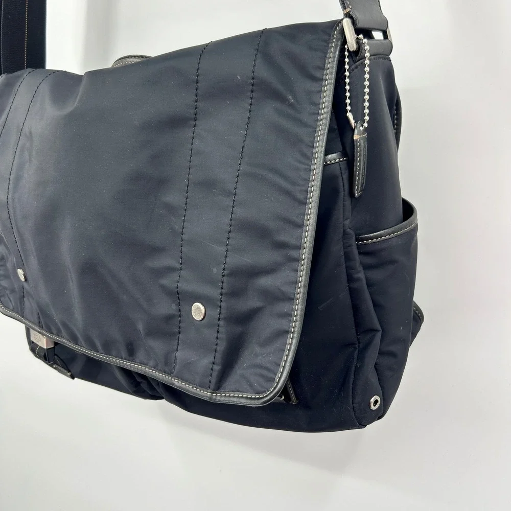 Coach Leather Trim‎ Nylon Messenger Bag Black Adjustable Strap